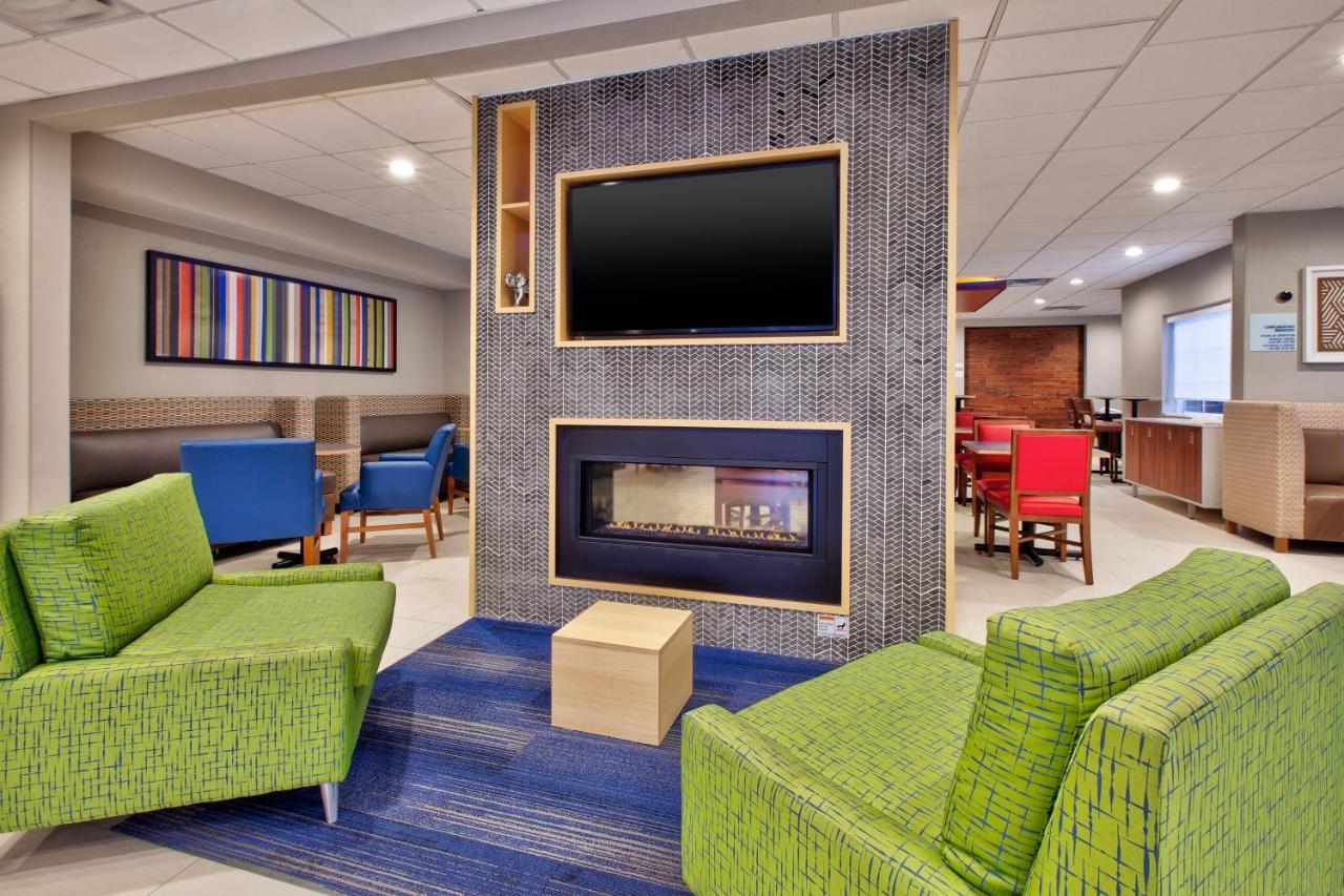 Holiday Inn Express Absecon-Atlantic City Area By Ihg Exterior photo