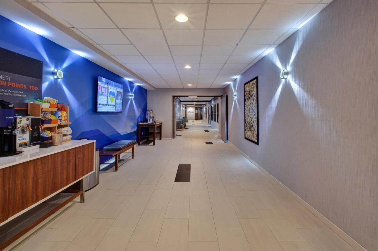 Holiday Inn Express Absecon-Atlantic City Area By Ihg Exterior photo