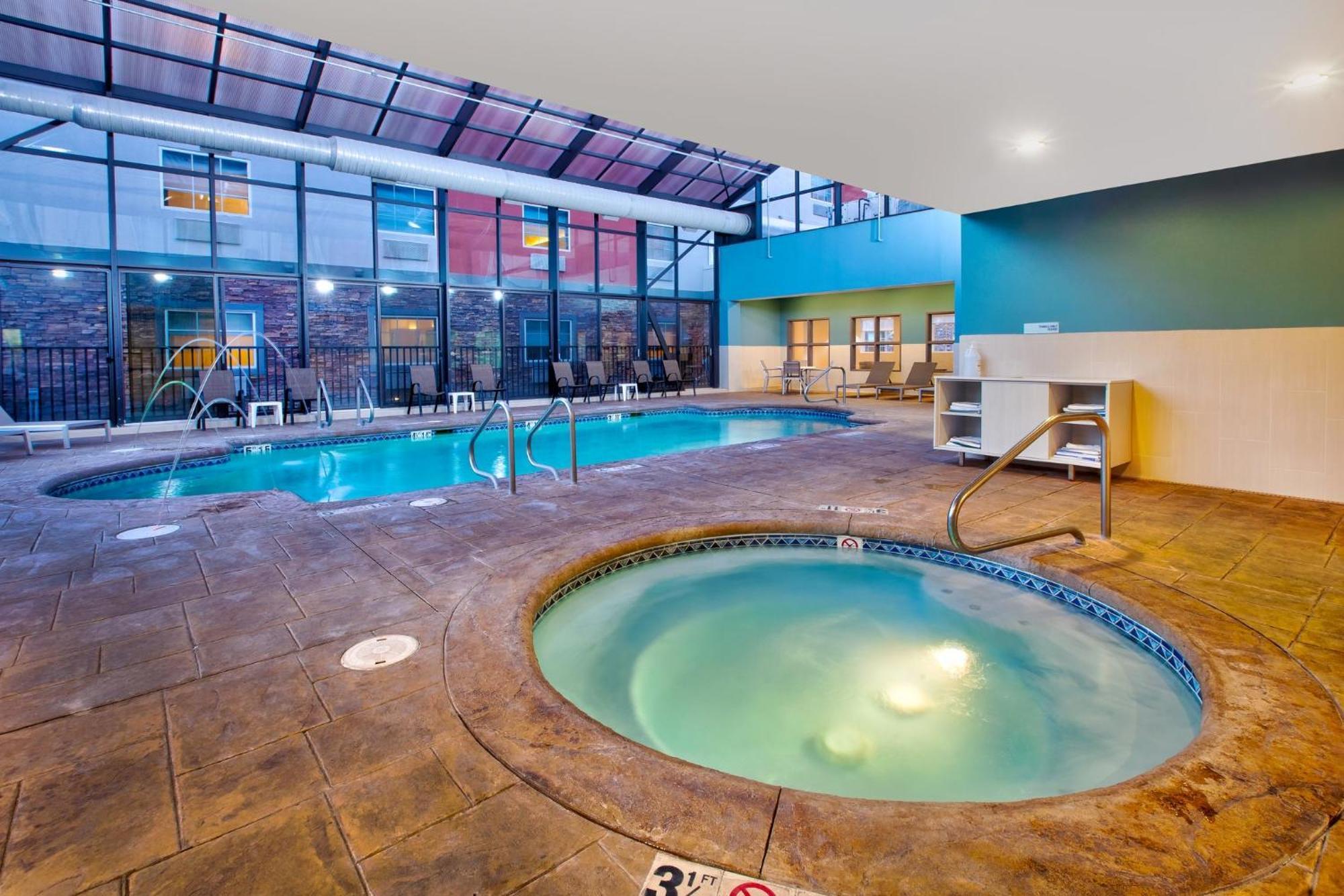 Holiday Inn Express Absecon-Atlantic City Area By Ihg Exterior photo
